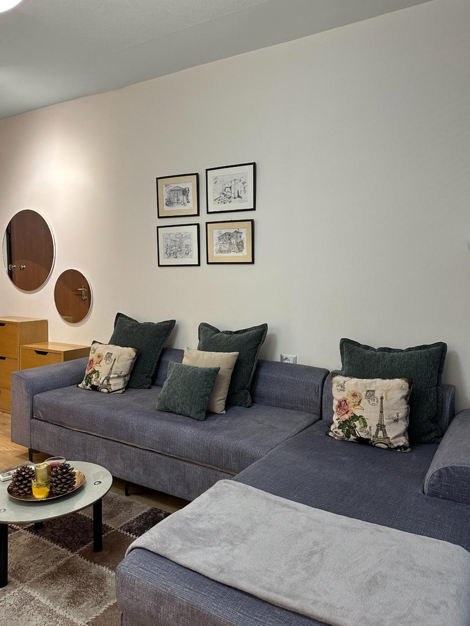 Apartman Kika Shanti, Near Artificial